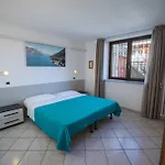 La Madrugada 4* מאלצ'סינה