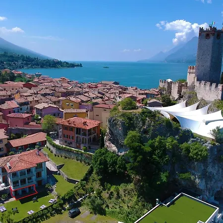 Aparthotel La Madrugada