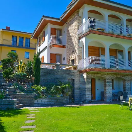 拉马佐加达酒店 马尔切西内