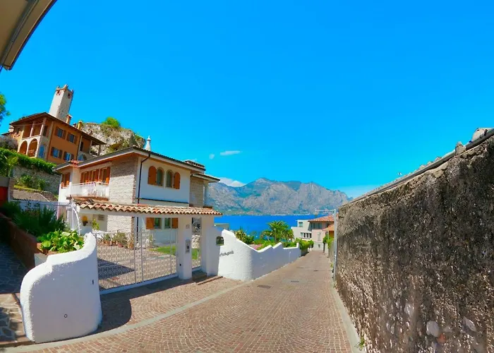 拉马佐加达酒店 公寓式酒店 4*