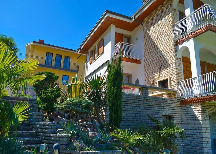 拉马佐加达酒店