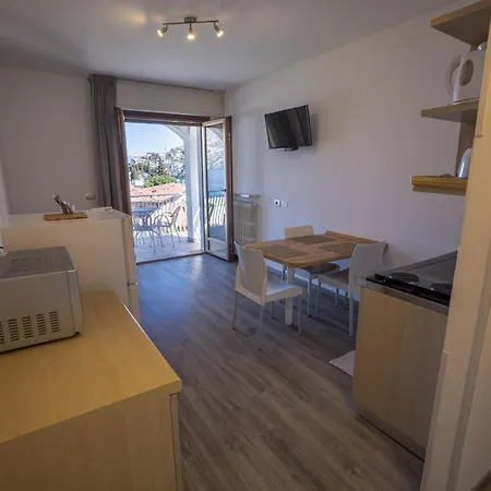 La Madrugada Apartmanhotel *