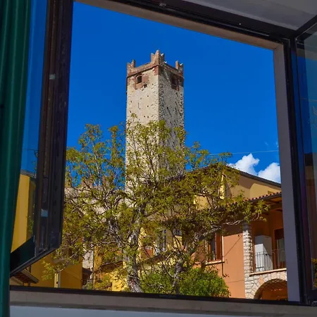 La Madrugada 말세진느