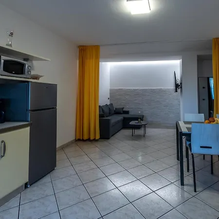 Apartmanhotel La Madrugada Malcesine